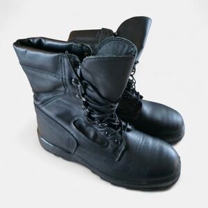 McRae Boots Mens 9 Wide Black Safety Steel Toe 9052 *Barely Worn Vibram Sole.